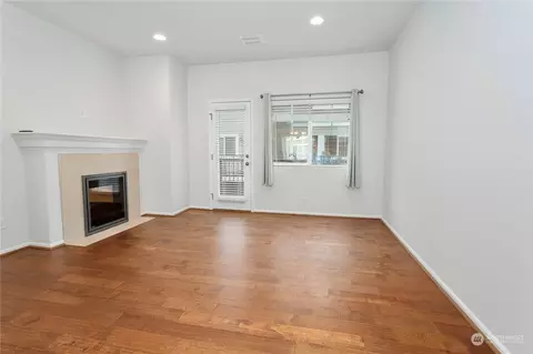 Living - 3443 31st Dr, Everett, WA 98201 photo 2 of 2