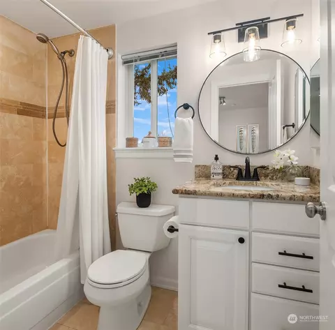 Bath - 12911 NE 195th Pl, Bothell, WA 98011 photo 4 of 4