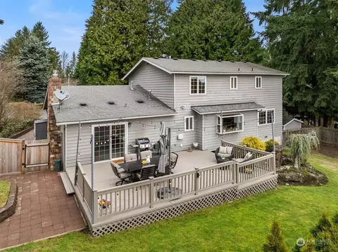 Exterior - 12911 NE 195th Pl, Bothell, WA 98011 photo 4 of 10