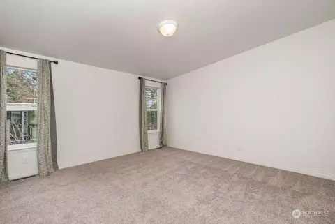 12706 NE Hollyhills Dr, Bothell, WA 98011 photo 12