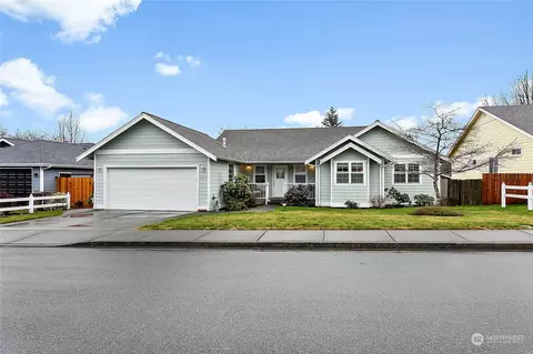 2243 Gardiner Dr, Ferndale, WA 98248