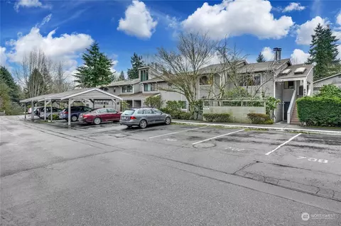 9923 NE 144th Ln #708, Kirkland, WA 98034