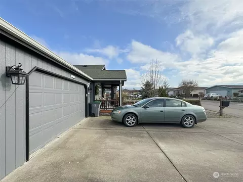 90 Winterhawk St, Carlsborg, WA 98384 photo 2