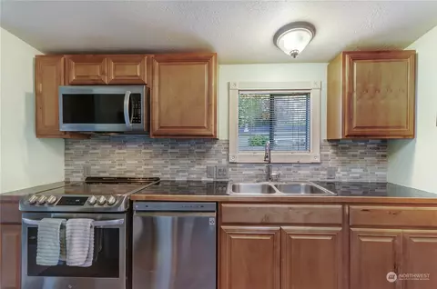 18303 85th Avenue Ct E, Puyallup, WA 98375 photo 10