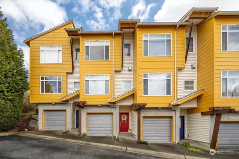 7422 Newcastle Golf Club Rd #B, Newcastle, WA 98059