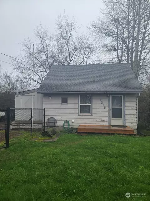 9319 Portland Ave E, Tacoma, WA 98445