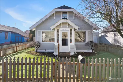 2520 Aberdeen Ave, Hoquiam, WA 98550