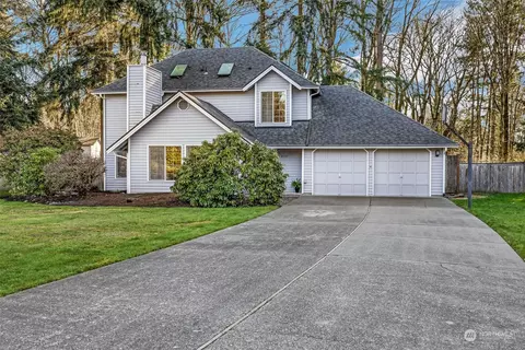 9137 122nd Pl SE, Newcastle, WA 98056