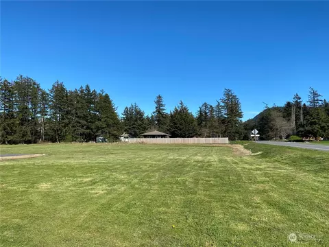 3 Christmas Ln, Orcas Island, WA 98245