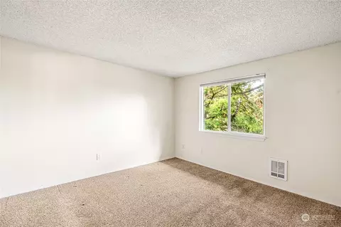 820 Cady Rd #G302, Everett, WA 98203 photo 8
