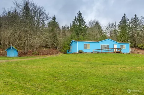 302 E Arnette Rd, Port Angeles, WA 98362