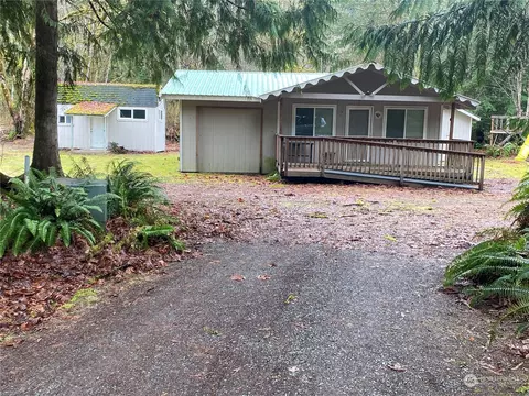 14943 Rustic Ln, Concrete, WA 98237