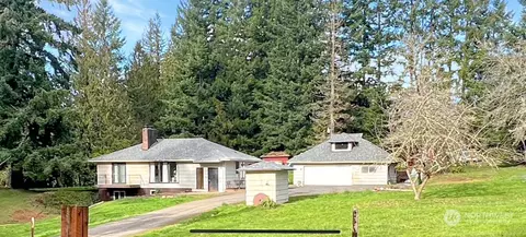 502 Kroll Rd, Castle Rock, WA 98611