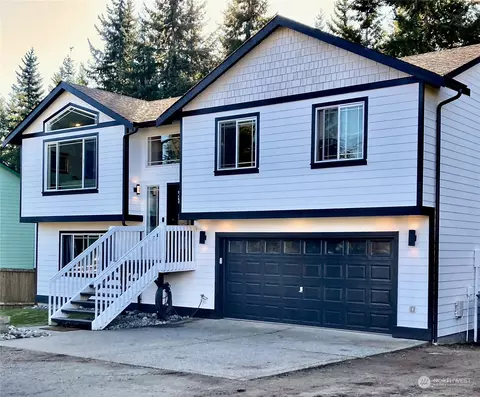 1176 Portage Rd, Camano Island, WA 98282