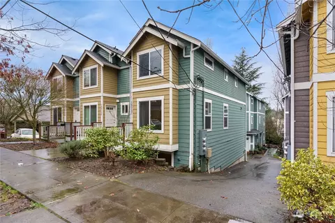 14015 35th Ave NE #C, Seattle, WA 98125