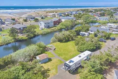 32603 H Pl, Ocean Park, WA 98640