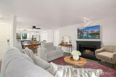 14112 NE 181st Pl #G101, Woodinville, WA 98072
