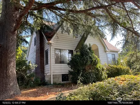 1019 Proctor St, Tacoma, WA 98406