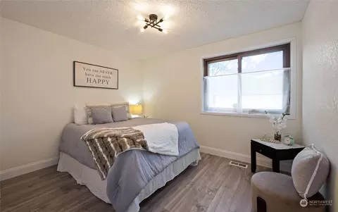 Bedroom - 2227 Monroe Ave, Everett, WA 98203 photo 1 of 3