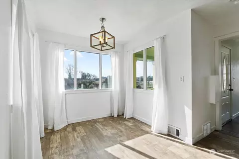 Bedroom - 2309 24th St, Everett, WA 98201 photo 1 of 6
