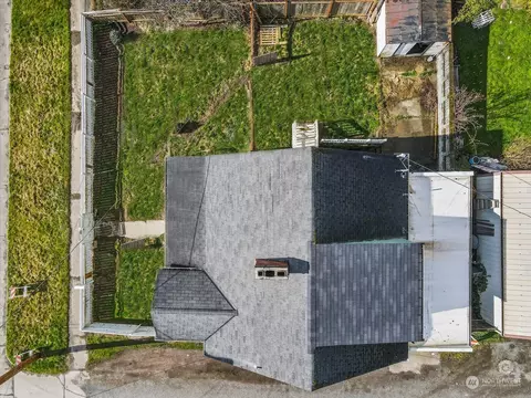 Exterior - 2309 24th St, Everett, WA 98201 photo 5 of 5