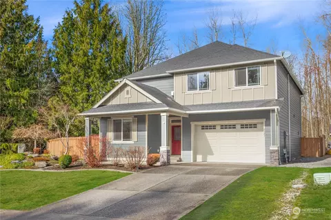 8121 10th Place Pl NE, Lake Stevens, WA 98258
