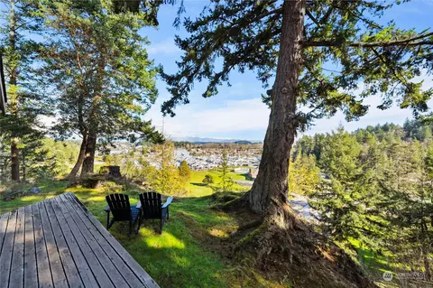 477 Colville Pl, La Conner, WA 98257