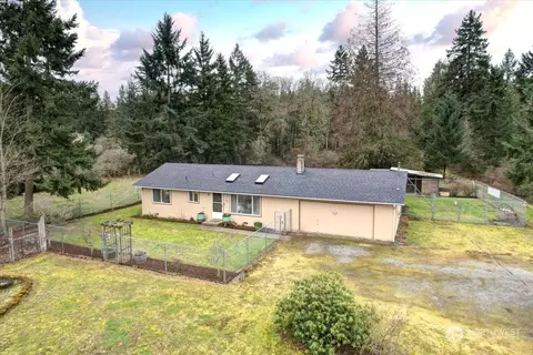 5906 Knoble Rd E, Spanaway, WA 98387