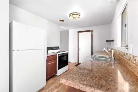 Kitchen - 315 Bridge St, Twisp, WA 98856 photo 1 of 4