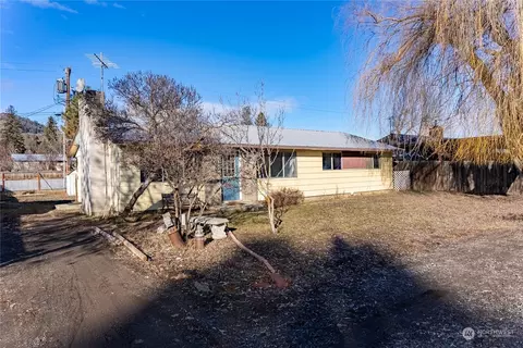 Exterior - 315 Bridge St, Twisp, WA 98856 photo 7 of 11