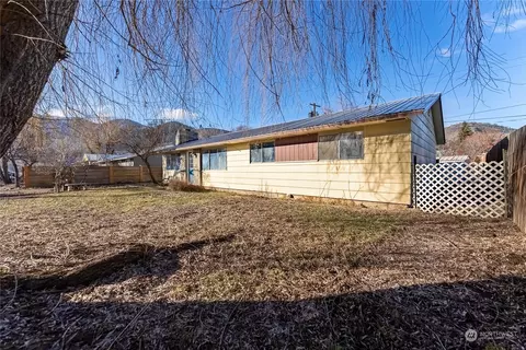 Exterior - 315 Bridge St, Twisp, WA 98856 photo 5 of 11