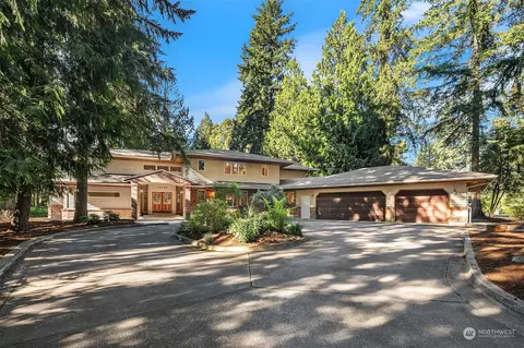 16040 NE 6th St, Bellevue, WA 98008