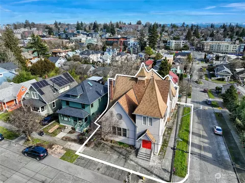 4000 Whitman Ave N, Seattle, WA 98103