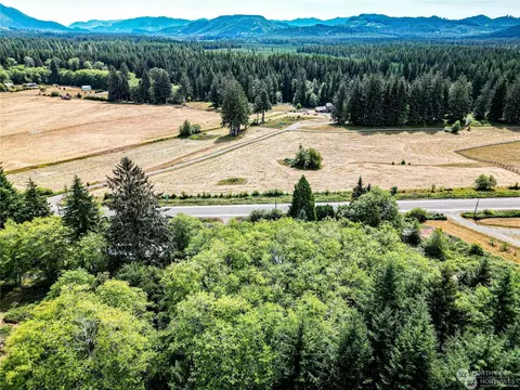 999 Magnolia Rd, Beaver, WA 98305
