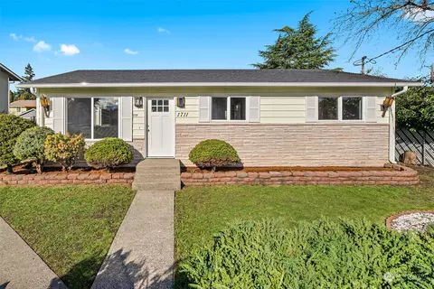1711 S 95th St, Tacoma, WA 98444