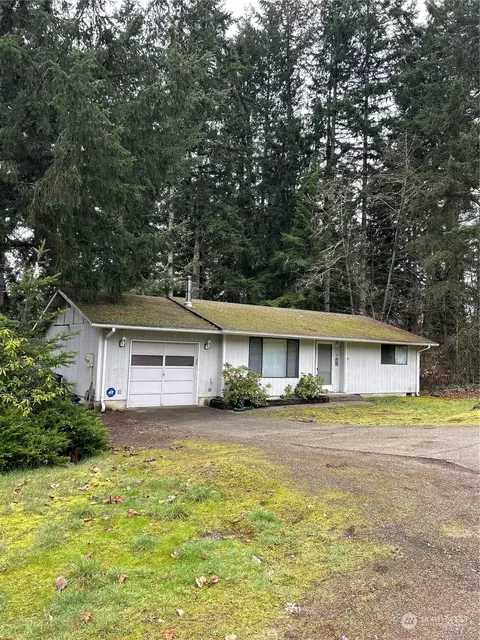 71 NE Matthew Dr, Belfair, WA 98528