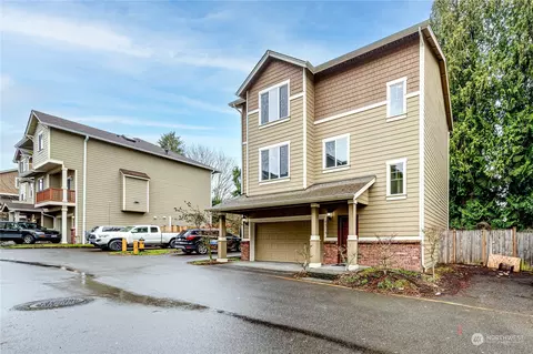 4516 152nd Pl SW, Lynnwood, WA 98087