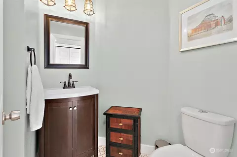Bath - 3357 Randall Pl, Enumclaw, WA 98022 photo 1 of 3