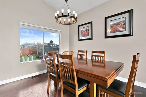 Dining - 3357 Randall Pl, Enumclaw, WA 98022 photo 2 of 2