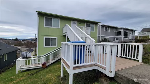 5403 N Court Street Apt A B St #A + B, Ruston, WA 98407