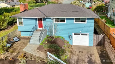 1438 NW 195th St, Shoreline, WA 98177