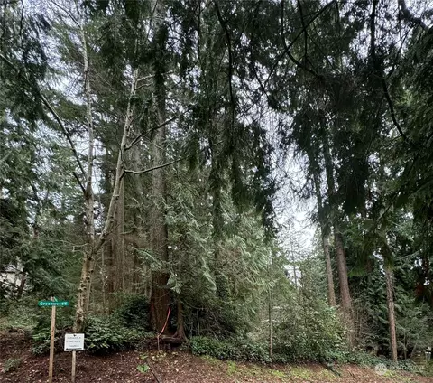1111 Nn Greenwood Park St NE, Indianola, WA 98342