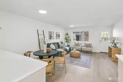 Living - 2211 E George St, Tacoma, WA 98404 photo 1 of 4