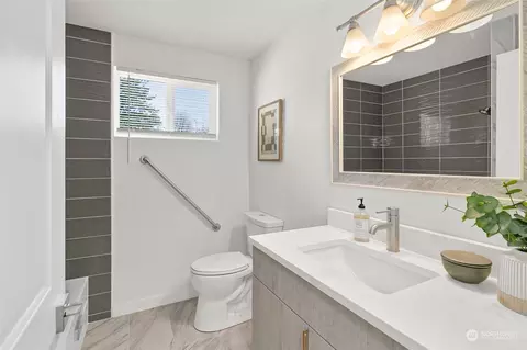 Bath - 2211 E George St, Tacoma, WA 98404 photo 4 of 5