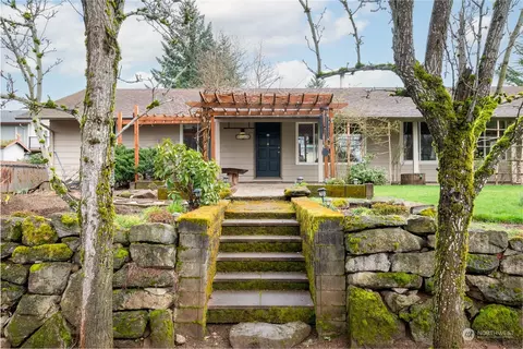 9704 NE 9th St, Vancouver, WA 98664