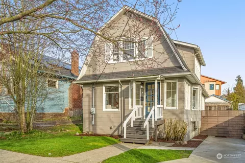 4510 2nd Ave NE, Seattle, WA 98105