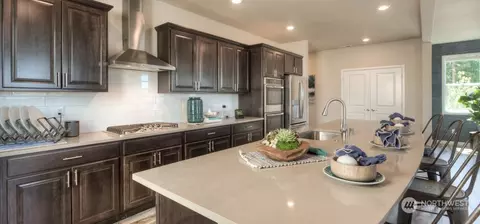 Kitchen - 20926 42nd Dr SE #137, Bothell, WA 98021 photo 4 of 6