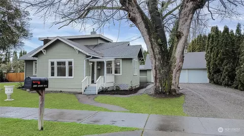 Exterior - 6220 Parker Rd E, Sumner, WA 98390 photo 3 of 13
