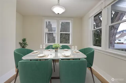 Dining - 6220 Parker Rd E, Sumner, WA 98390 photo 1 of 1