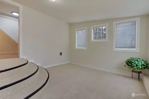 Bedroom - 6220 Parker Rd E, Sumner, WA 98390 photo 1 of 3